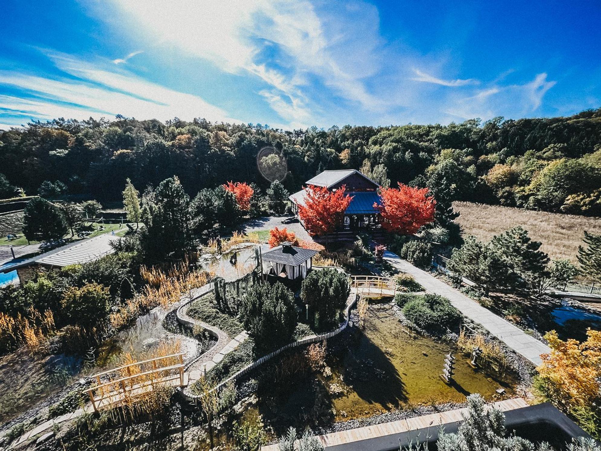 Linsberg Asia Hotel, Spa & Therme - Adults Only บาด แอร์ลาค ภายนอก รูปภาพ