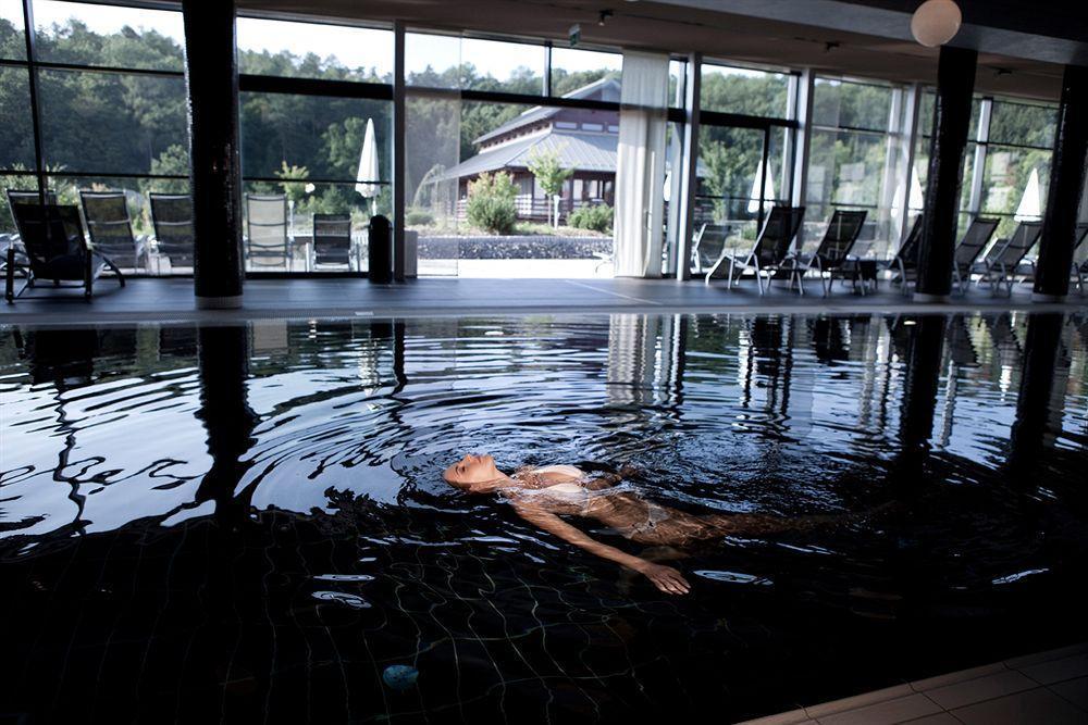 Linsberg Asia Hotel, Spa & Therme - Adults Only บาด แอร์ลาค ภายนอก รูปภาพ